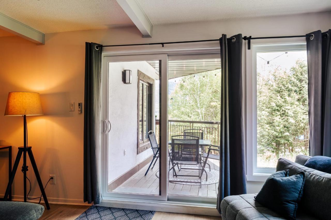 Magnifique Condo Pres Du Lac Tremblant Mont-Tremblant Exterior photo